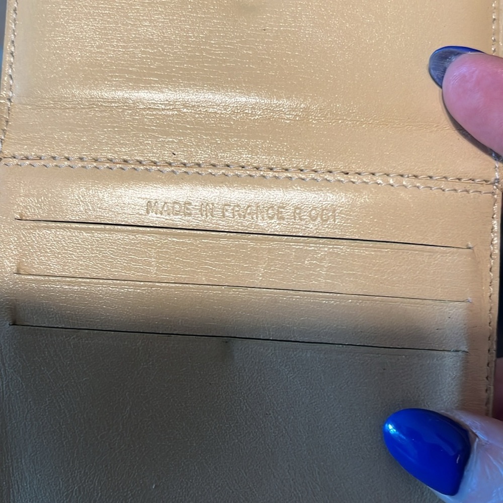 Celine bifold snap wallet cream color EUC minimal use beautiful condition - Picture 4 of 12